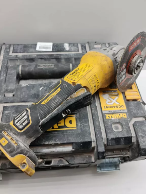 SZLIFIERKA KĄTOWA DEWALT DCG406NT-XJ 1000 W 18 V