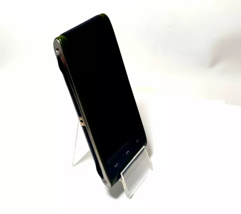TELEFON HOMTOM HT20 OPIS