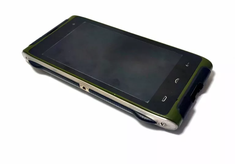 TELEFON HOMTOM HT20 OPIS