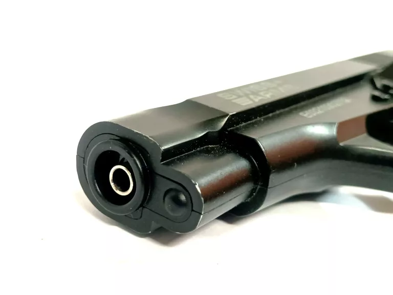 WIATRÓWKA CYBERGUN SWISS ARMS P84 FULL METAL 4,5