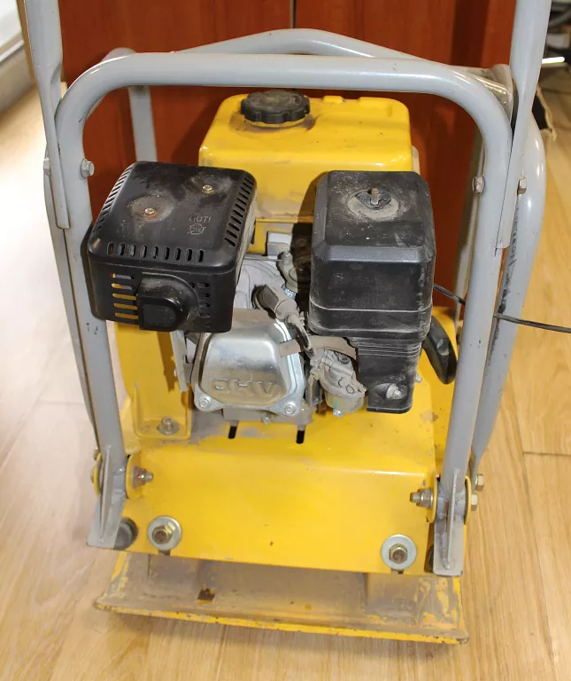 zageszczarka-caterpillar-wr82-65km-kod-producenta-gx-490