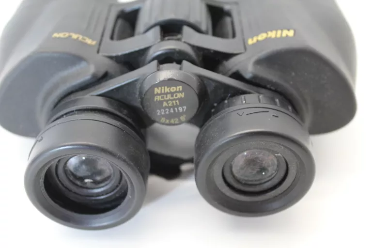 LORNETKA NIKON ACULON A211
