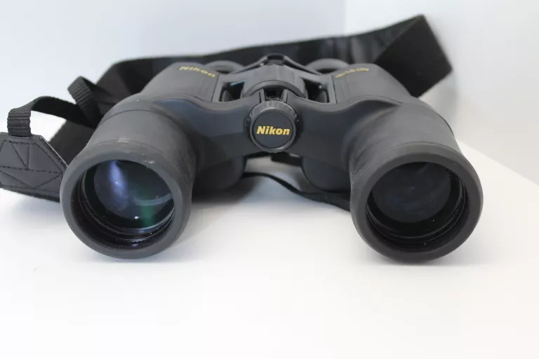 LORNETKA NIKON ACULON A211