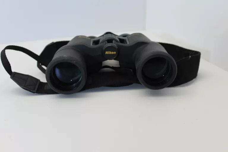 LORNETKA NIKON ACULON A211