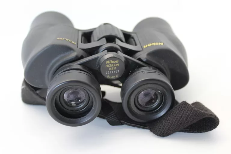 LORNETKA NIKON ACULON A211