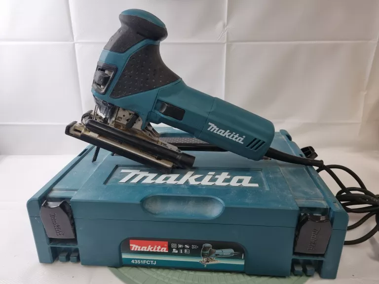 MAKITA WYRZYNARKA 4351FCT