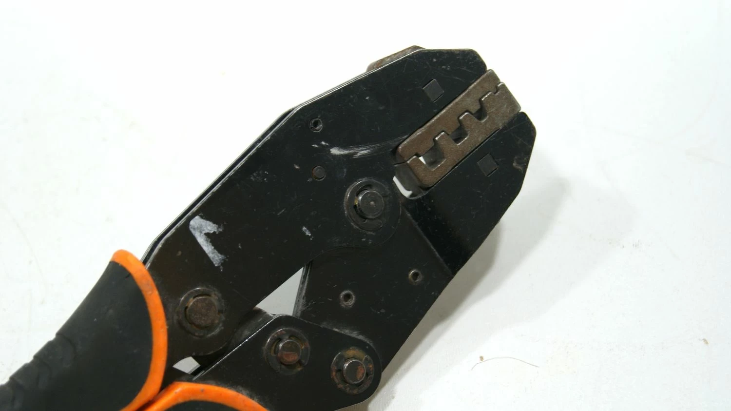 neo-tools-zaciskarka-do-kabli-zamkowa-4-ostrzeszow