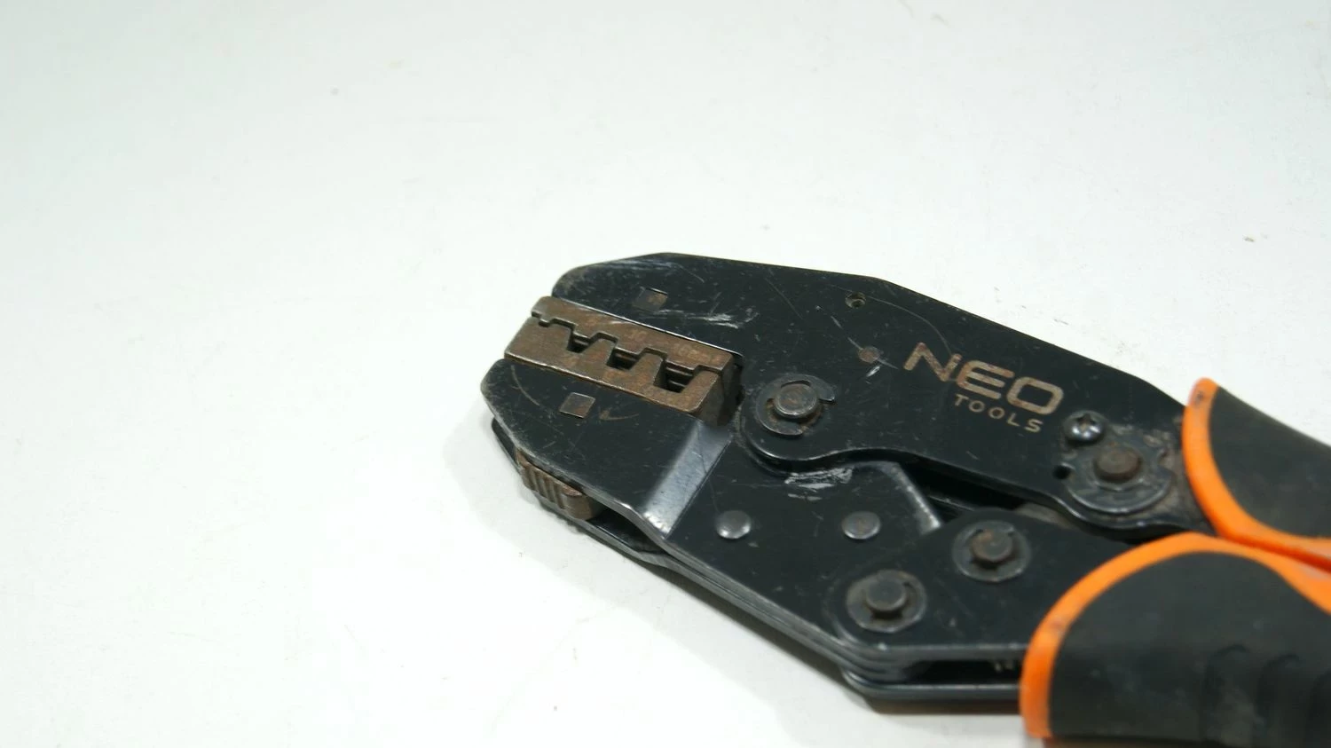 neo-tools-zaciskarka-do-kabli-rodzaj-szczypce-wielofunkcyjne