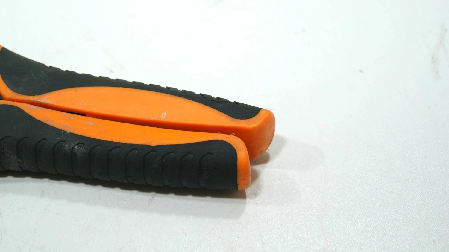 neo-tools-zaciskarka-do-kabli-ean-gtin-5907558409994