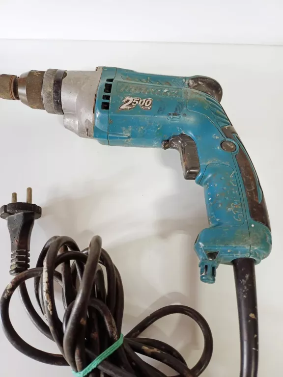 WKRĘTARKA MAKITA FS2700 570W