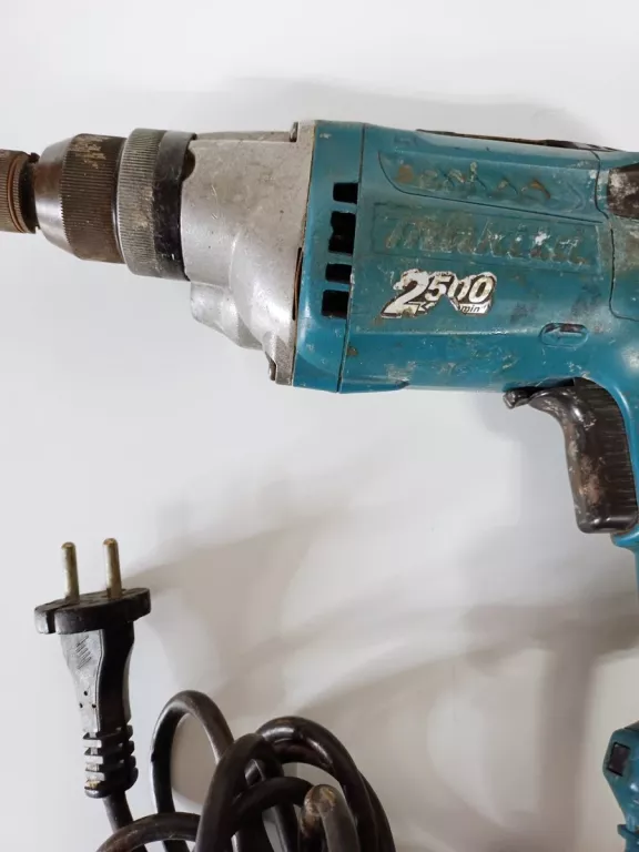 WKRĘTARKA MAKITA FS2700 570W