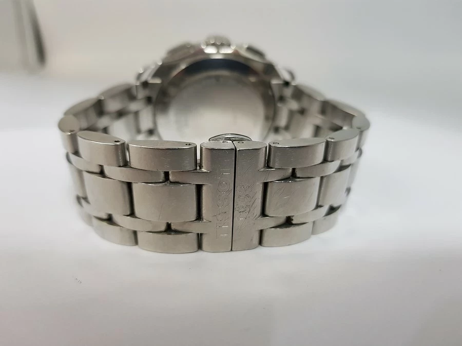 zegarek-tissot-t035617a-funkcje-chronograf