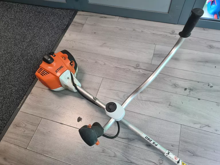 KOSA SPALINOWA STIHL FS 260