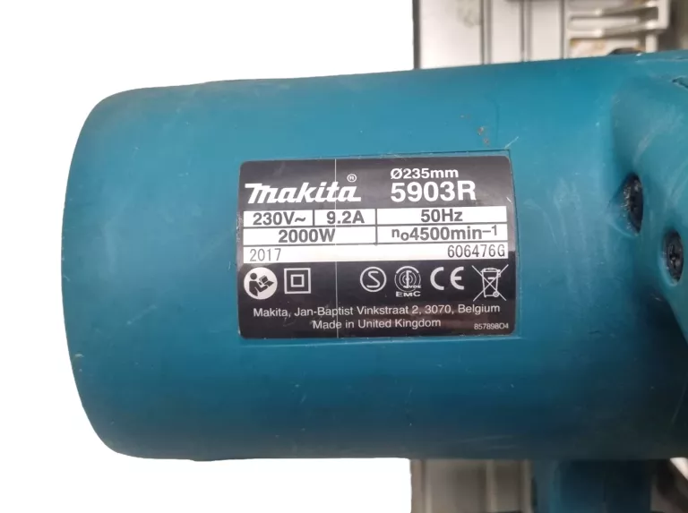 PILARKA TARCZOWA MAKITA 5903R 235MM 2000W WALIZKA