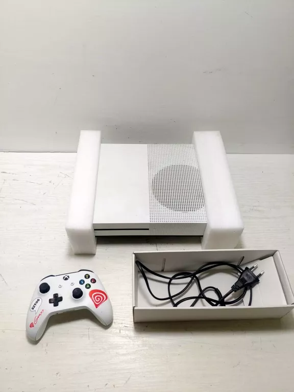 konsola-xbox-one-s-1681-polecam-osiedle-kombatantow-7c-krakow