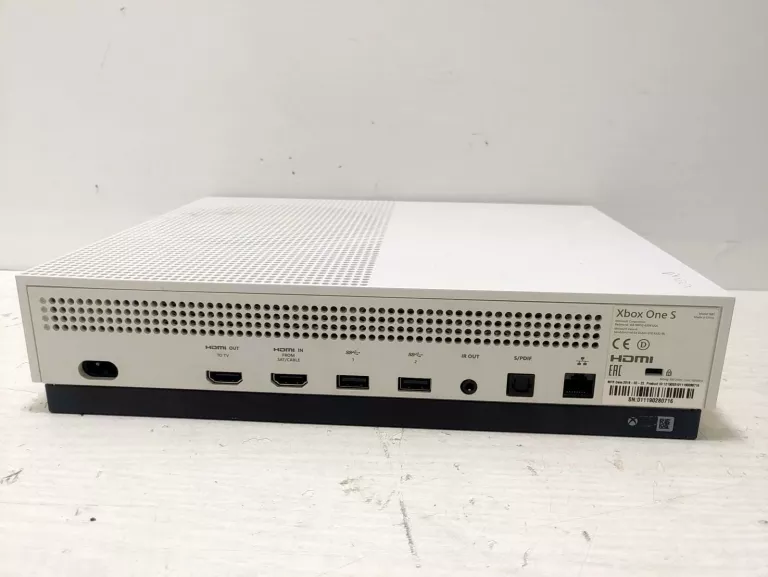 konsola-xbox-one-s-1681-polecam-dysk-wbudowana-pamiec-1-tb