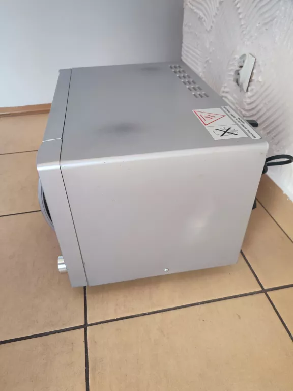 MIKROFALÓWKA CANDY CMG 1774 DS