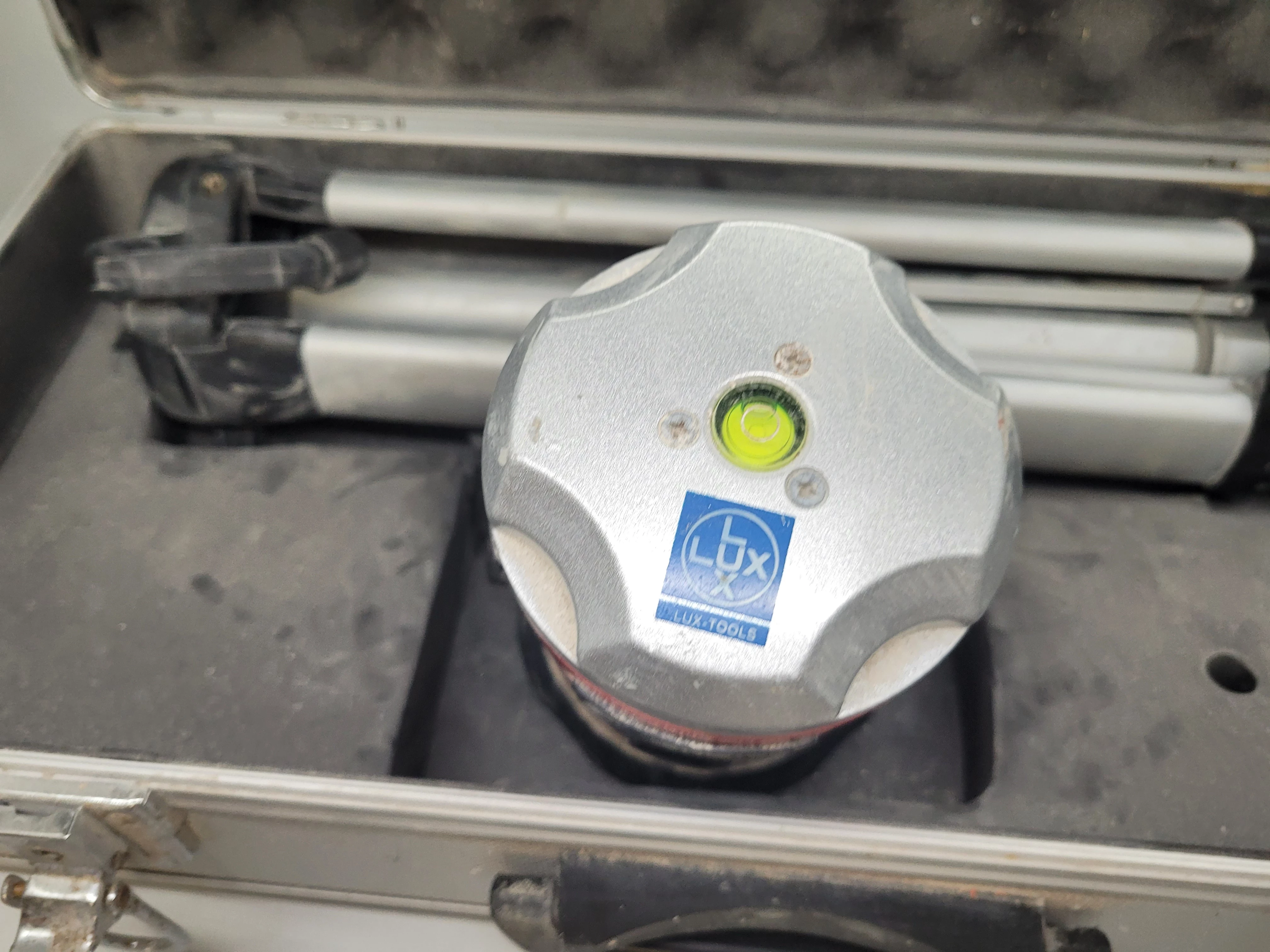 laser-360-krzyzowy-statyw-lux-tools-575825-kod-producenta-10