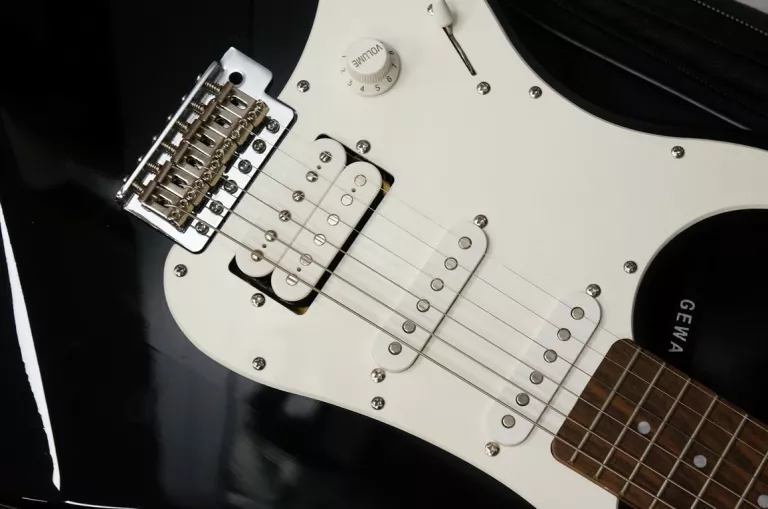 GITARA YAMAHA PACIFICA 012 BL DLA LEWORĘCZNYCH