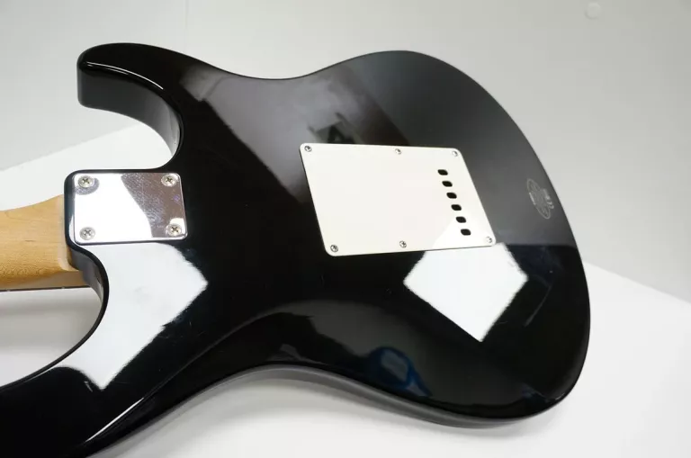 GITARA YAMAHA PACIFICA 012 BL DLA LEWORĘCZNYCH