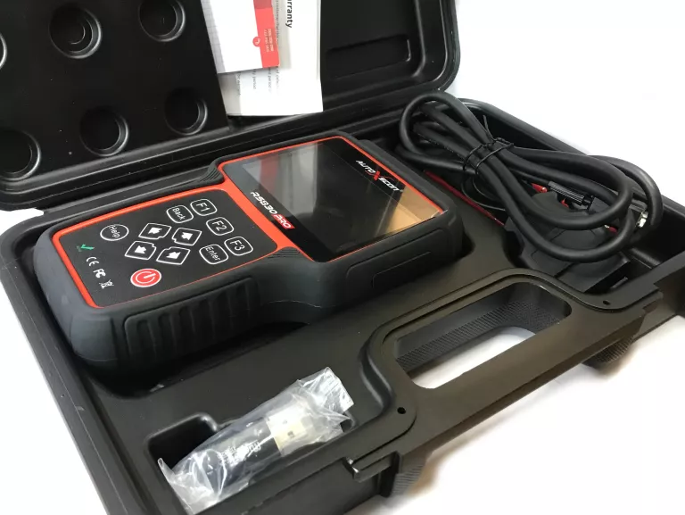 tester-diagnostyczny-autoxscan-rs830pro-stan-uzywany
