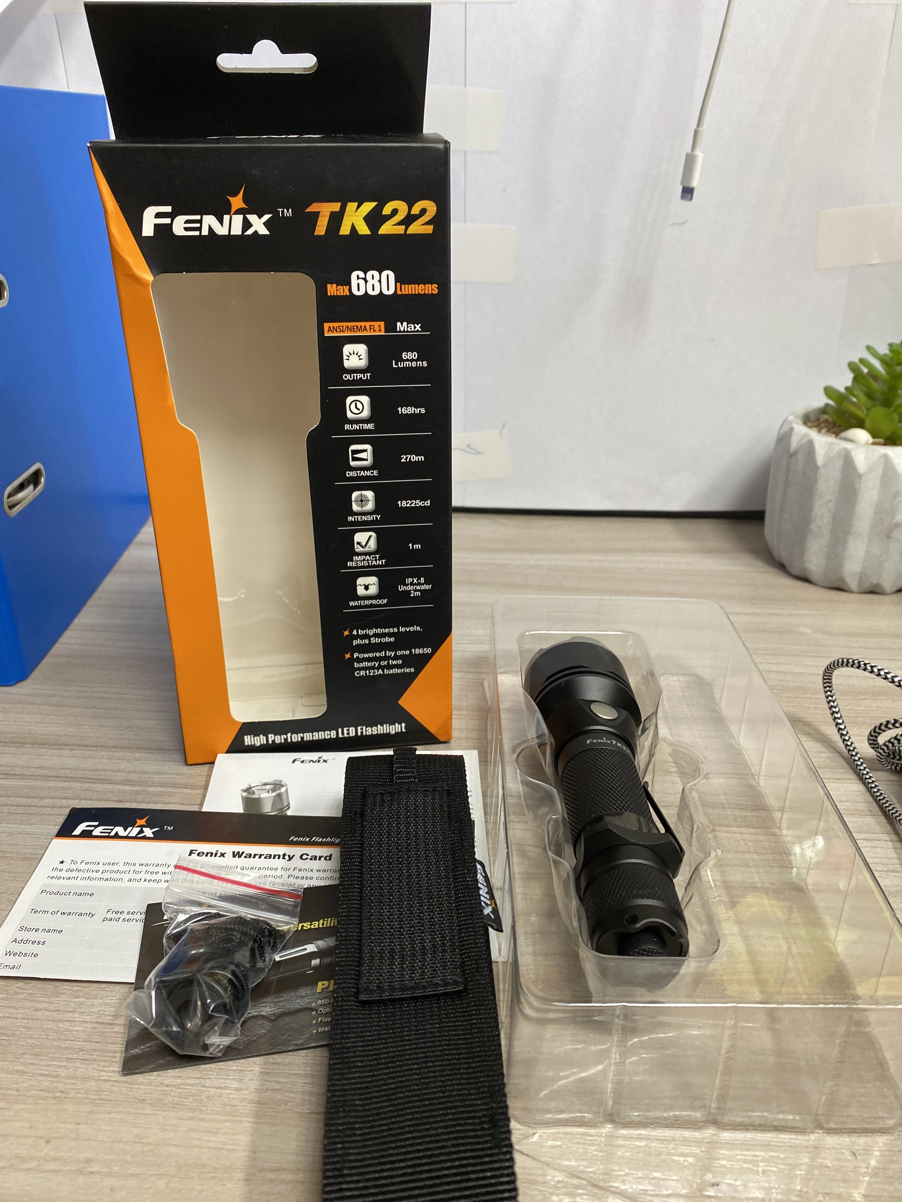 latarka-diodowa-fenix-tk22-680-lm-zachodnia-21-lodz