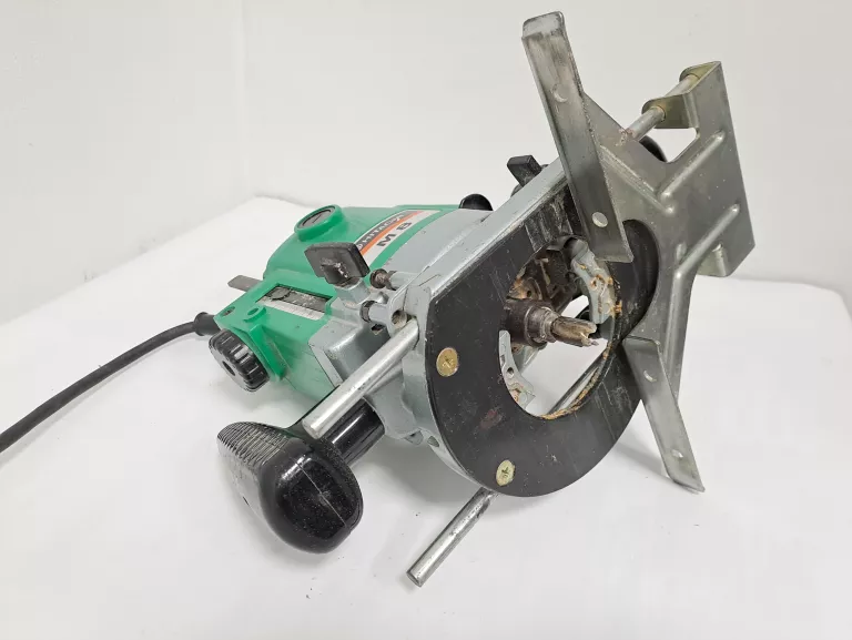 frezarka-gornowrzecionowa-hitachi-m8-marka-hitachi