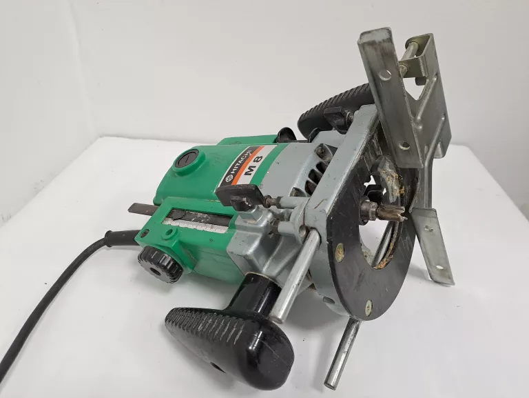 frezarka-gornowrzecionowa-hitachi-m8-product-id-02c747c0-b9a9-4c0f-89ae-986fa47136c0