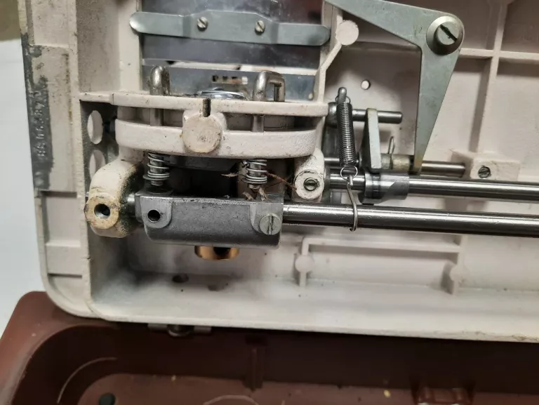 MASZYNA DO SZYCIA ŁUCZNIK TELEMAC 707