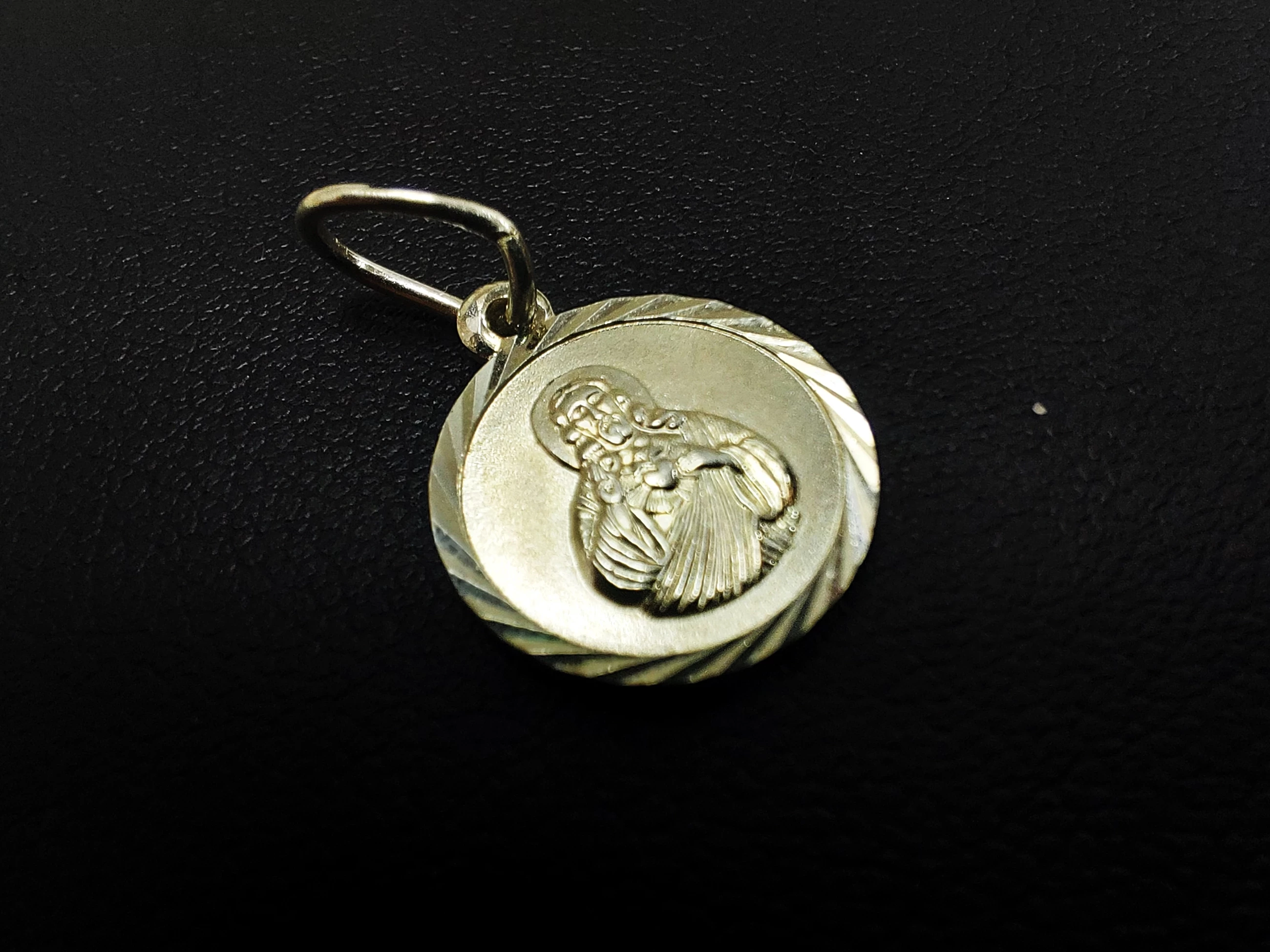 dwustronny-srebrny-medalik-proby-925-okragly-15g-motyw-129129-246990