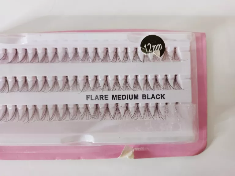 kepki-rzes-sztucznych-charming-12-mm-stan-nowy