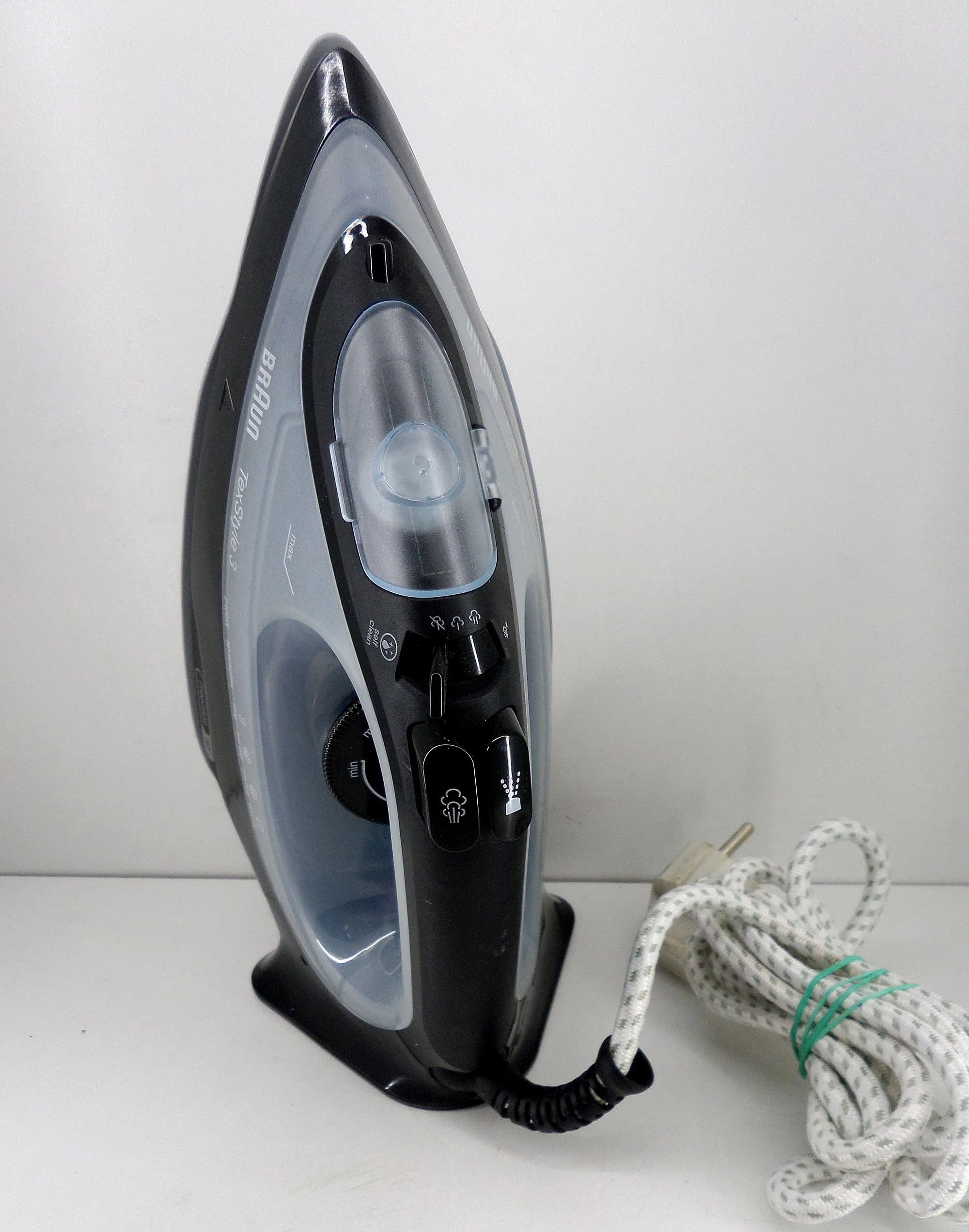 zelazko-braun-texstyle-3-moc-2400