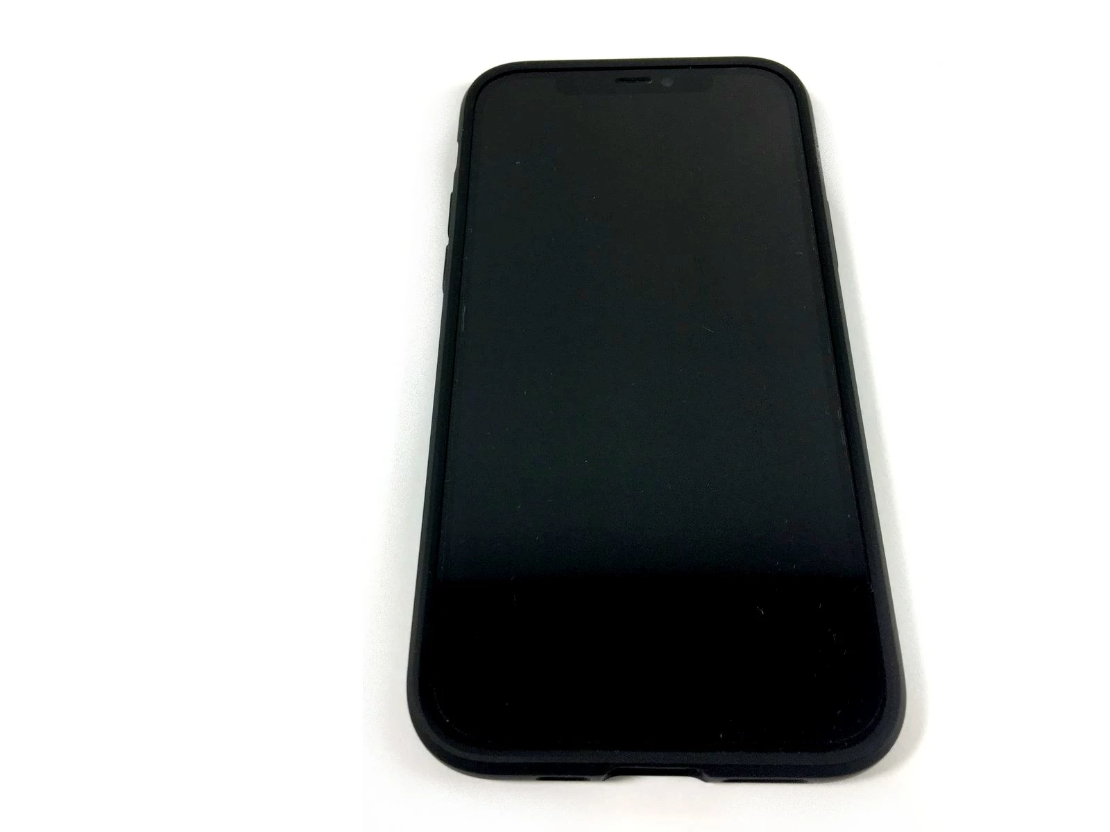 telefon-iphone-12-gwarancja-wbudowana-pamiec-64-gb