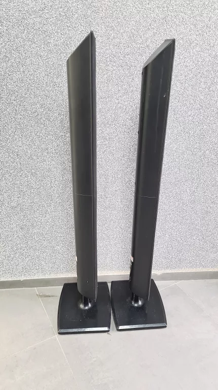 2-glosniki-stojace-lg-marka-lg