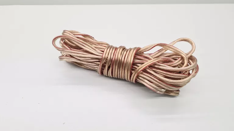 2-glosniki-stojace-lg-stan-uzywany