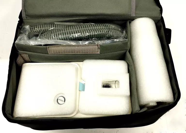 aparat-auto-cpap-do-bezdechu-sennego-yuwell-yh-560-kolor-dominujacy-bialy