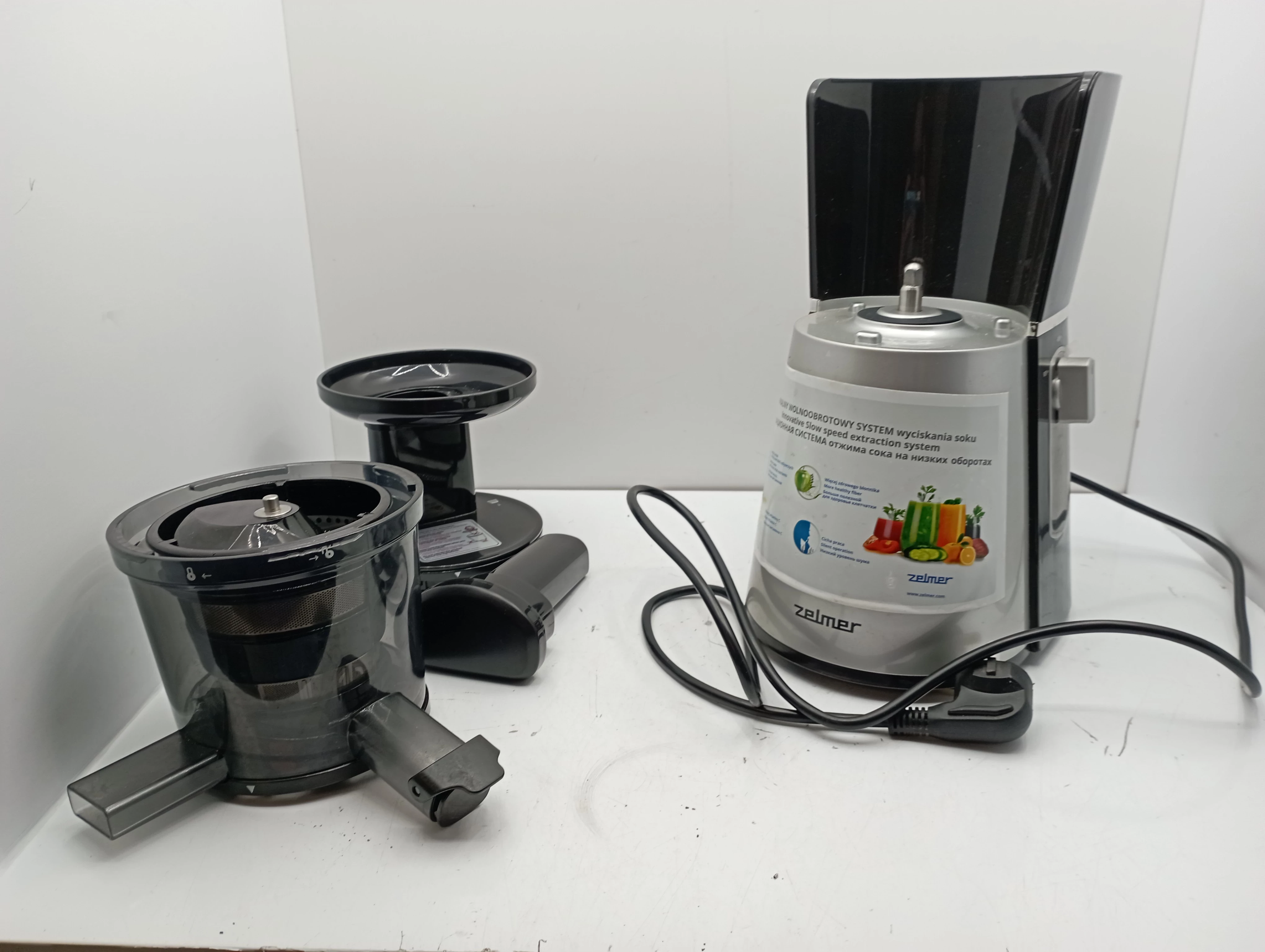 wyciskarka-do-owocow-zelmer-zjp1300b-komplet-kod-producenta-zjp1300b