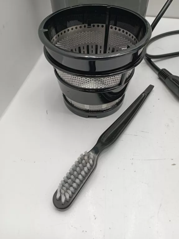 wyciskarka-do-owocow-zelmer-zjp1300b-komplet-kolor-dominujacy-czarny