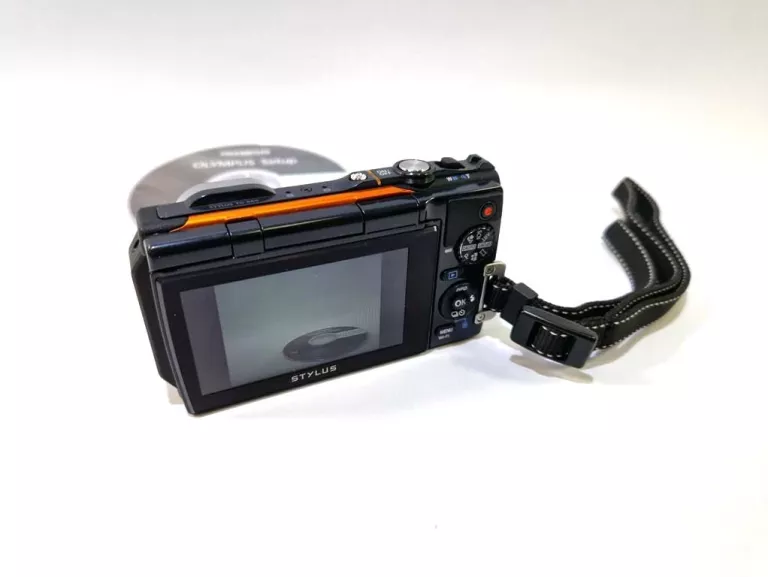 APARAT OLYMPUS STYLUS TOUGH TG-860