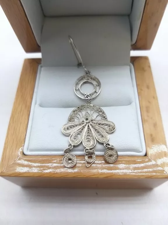 srebrny-kolczyk-260g-stan-uzywany