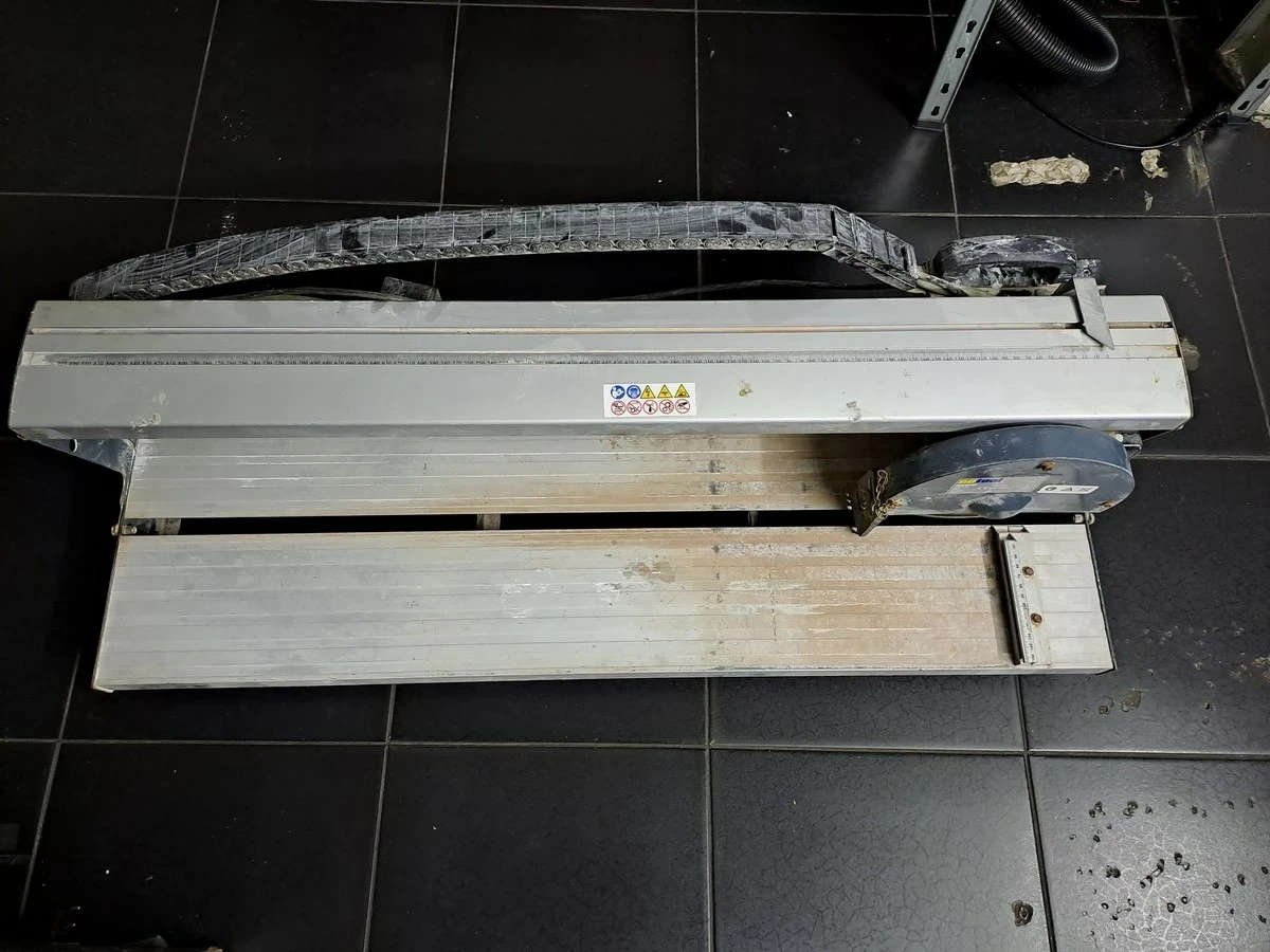 przecinarka-do-glazury-nutool-mc990-stan-uzywany