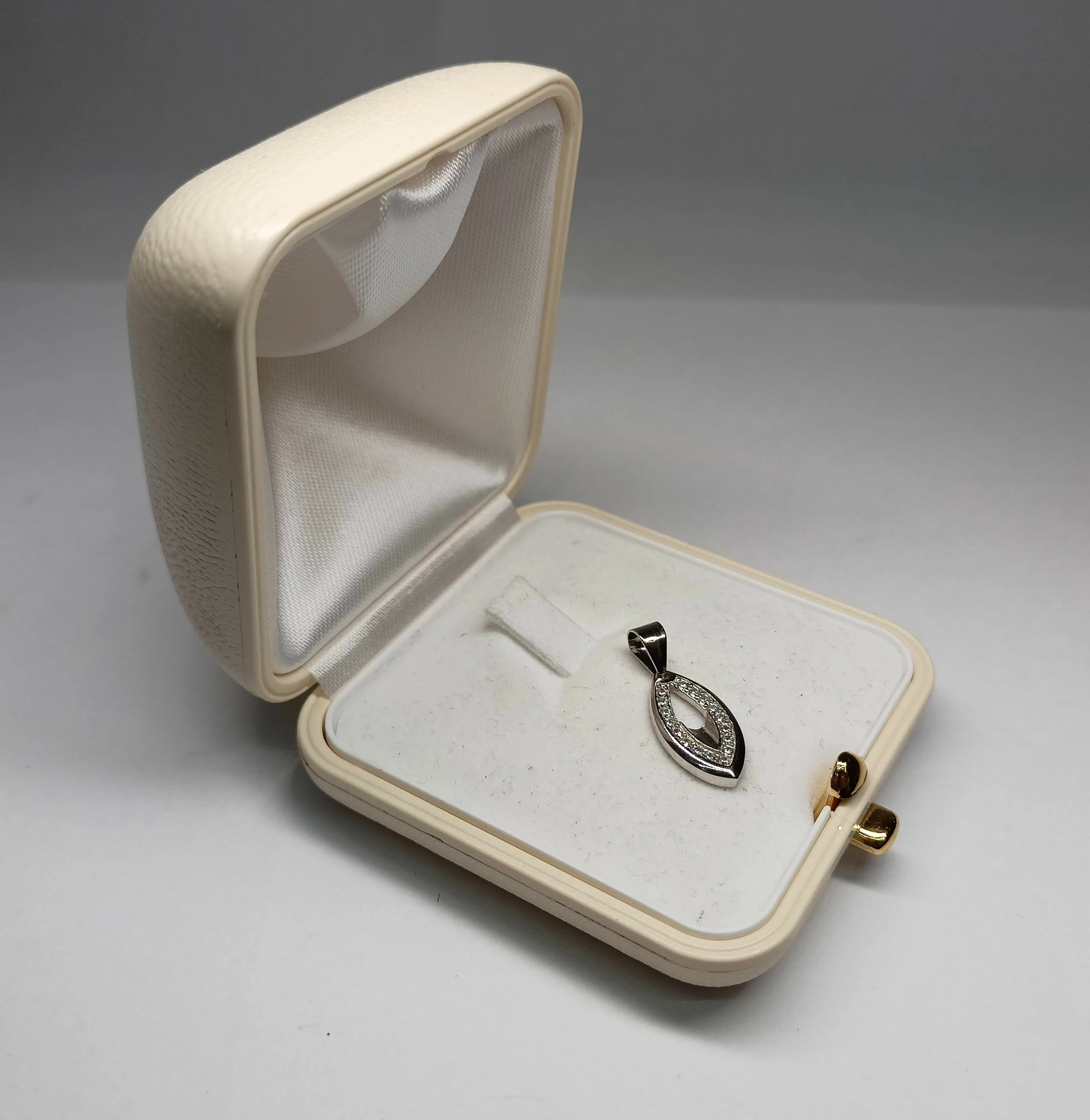 srebrna-zawieszka-lezka-11g-powstancow-25-siemianowice