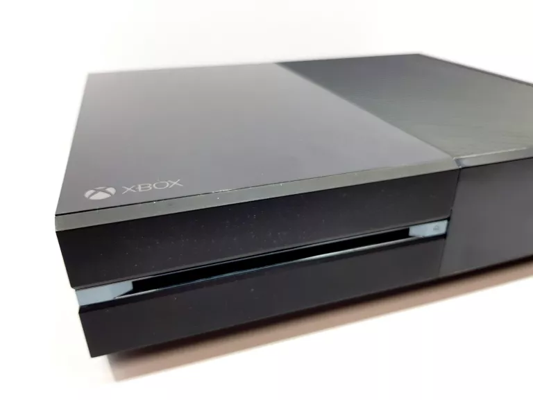 KONSOLA XBOX ONE BEZ PADA