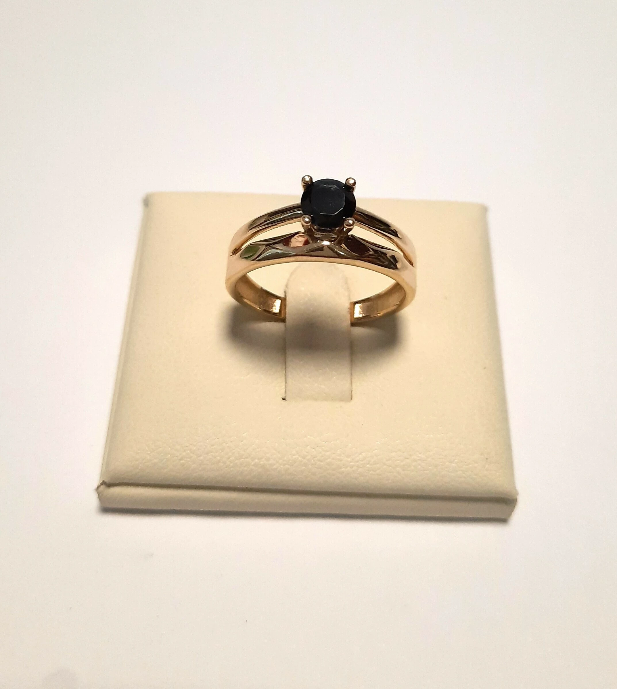 przepiekny-pierscionek-zloto-p585-r17-stan-powystawowy