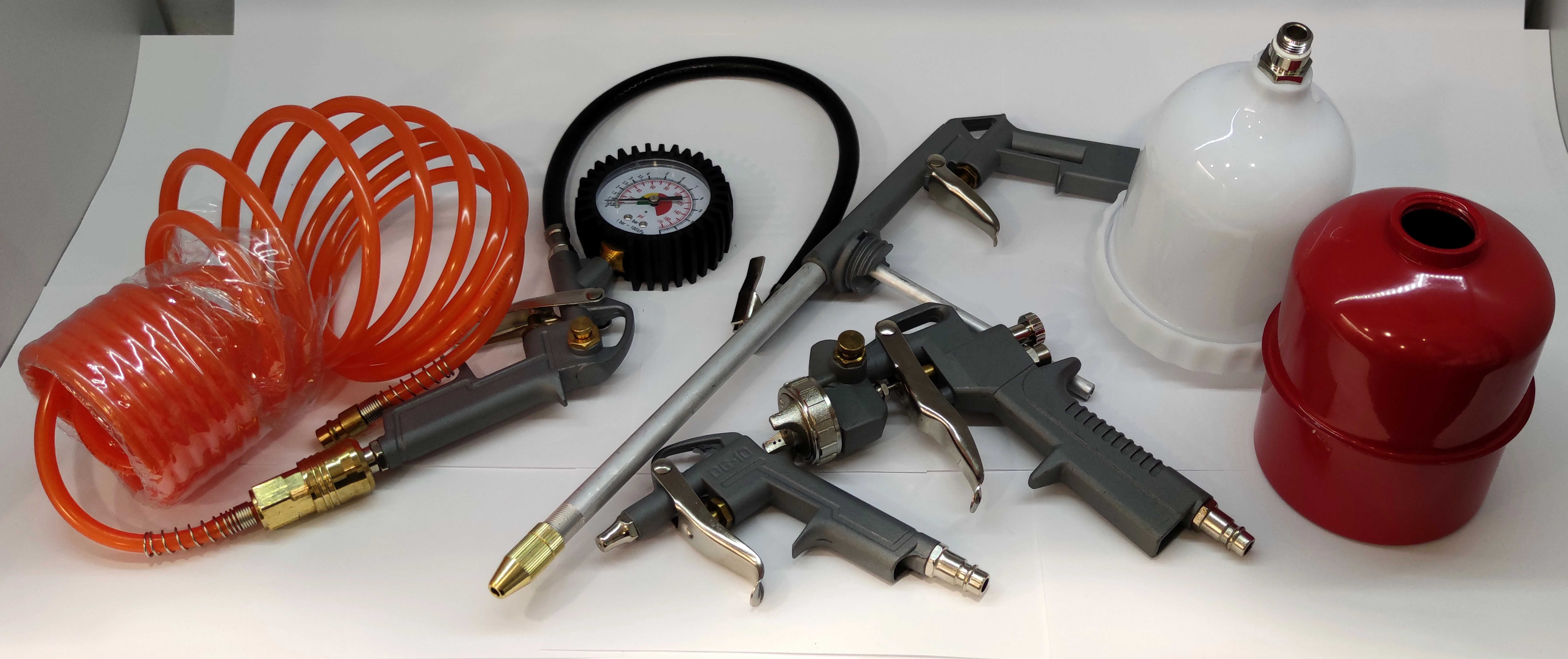 kompresor-stanley-fatmax-fccc404stn005-kit-8-zasilanie-sieciowe