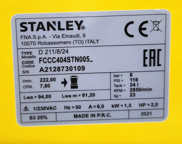 kompresor-stanley-fatmax-fccc404stn005-kit-8-wydajnosc-efektywna-120
