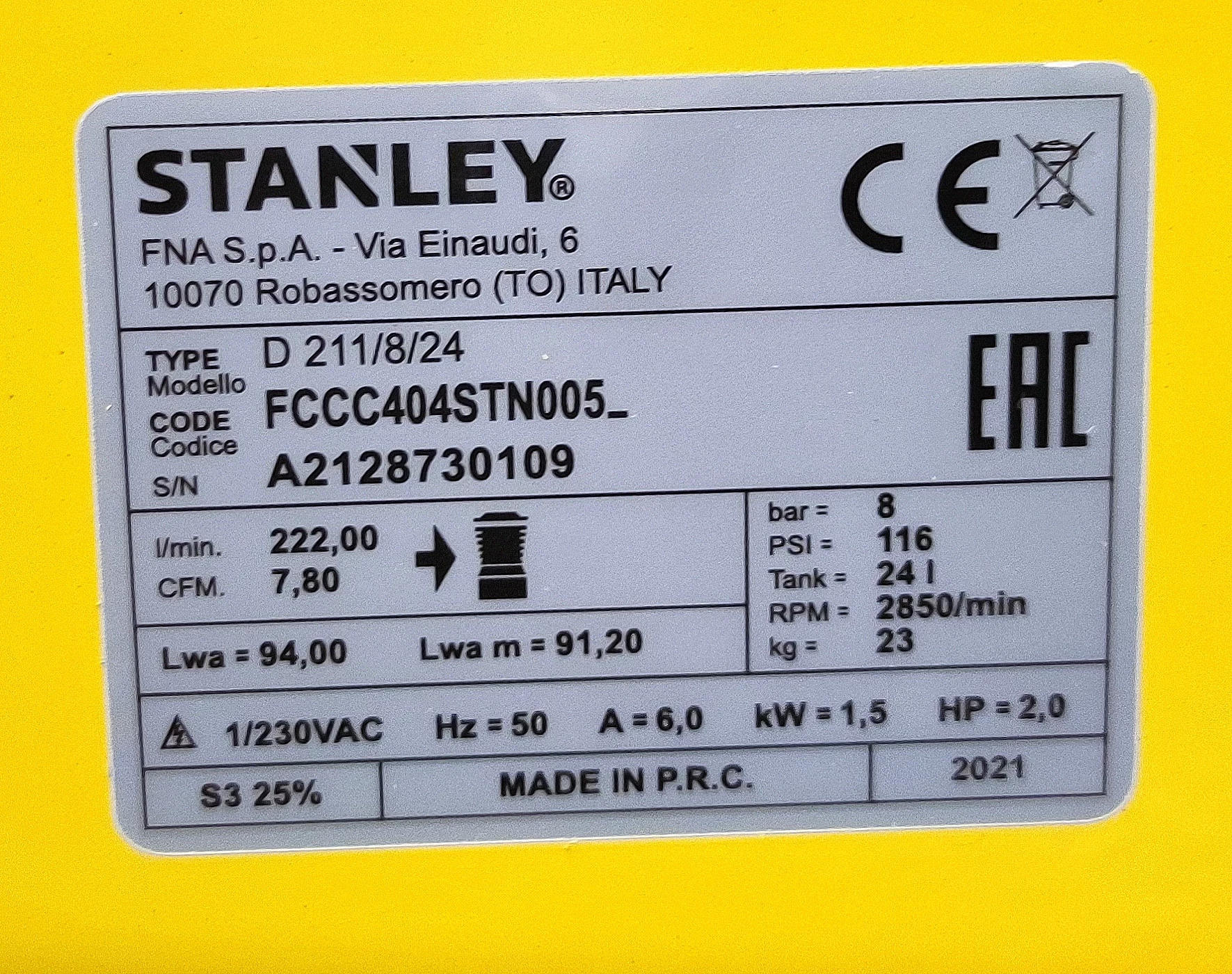kompresor-stanley-fatmax-fccc404stn005-kit-8-wydajnosc-efektywna-120