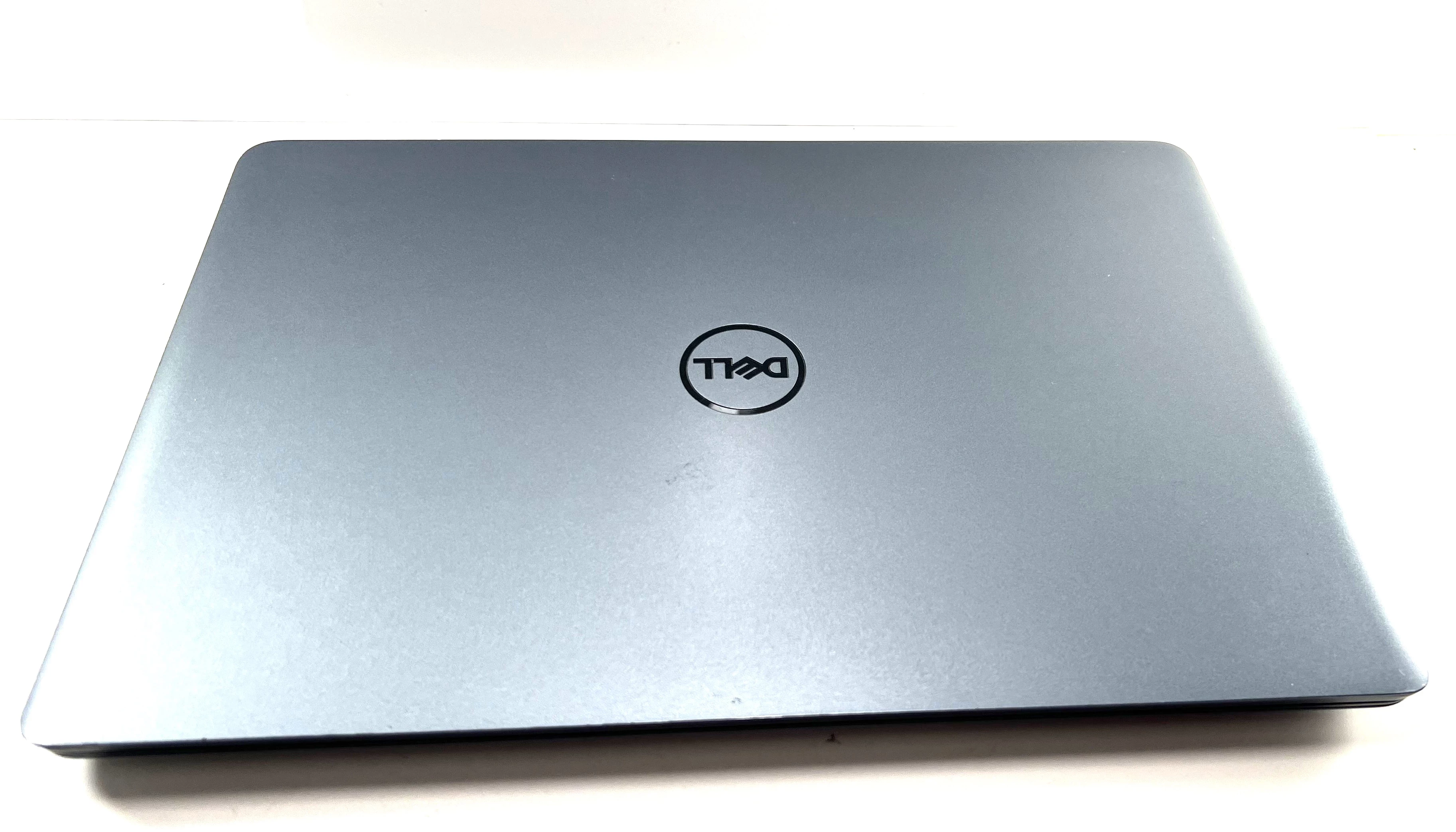 laptop-dell-vostro-p77f-intel-core-i5-8-gb-256-kod-producenta-n3004vn3500emea01-2105-i511