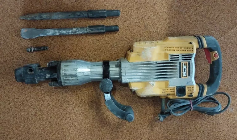 mlot-wyburzeniowy-jcb-drh1750-1750w-stan-uzywany