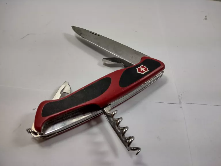 SCYZORYK VIKTORINOX